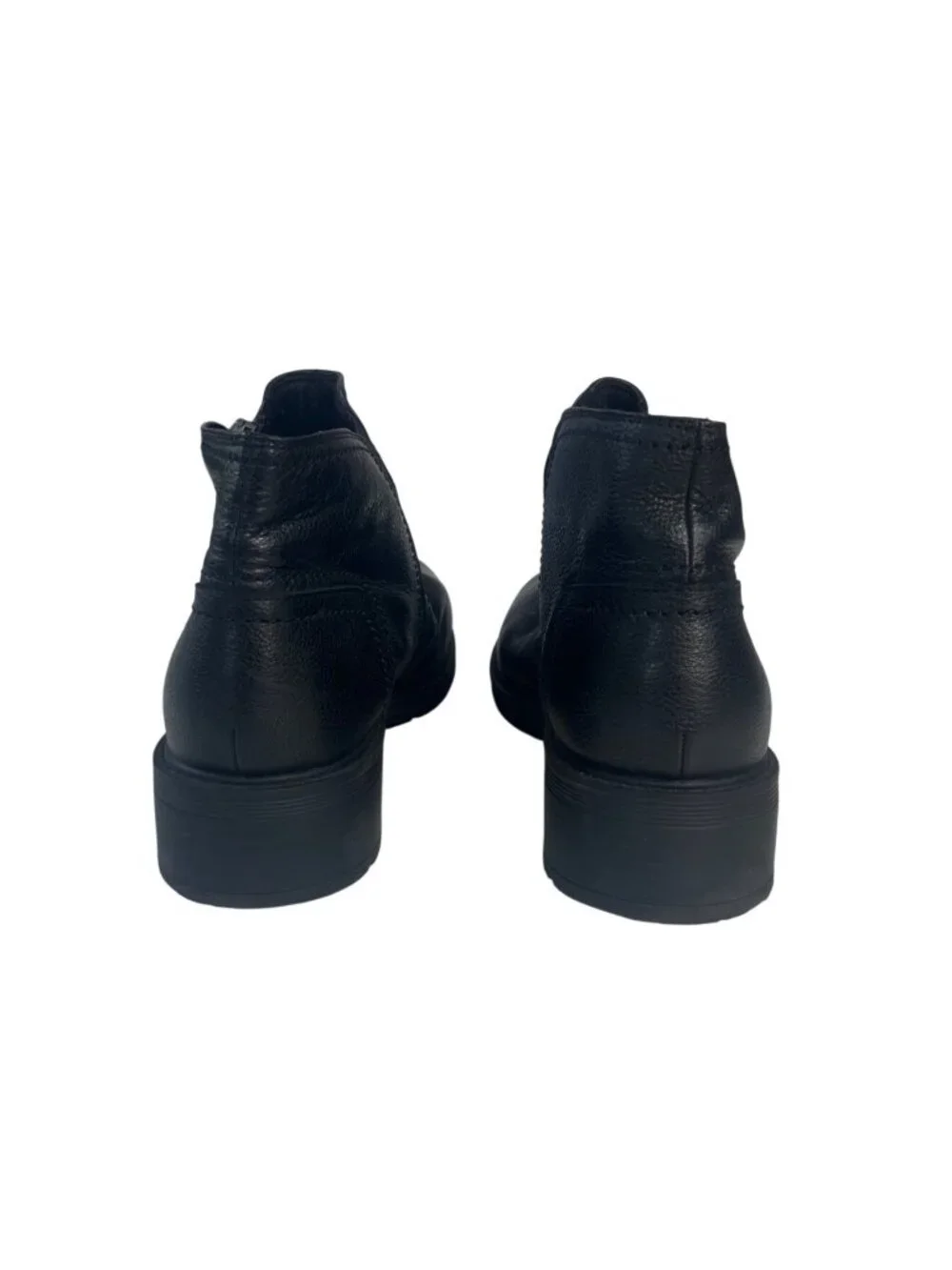 Clarks crafted durable